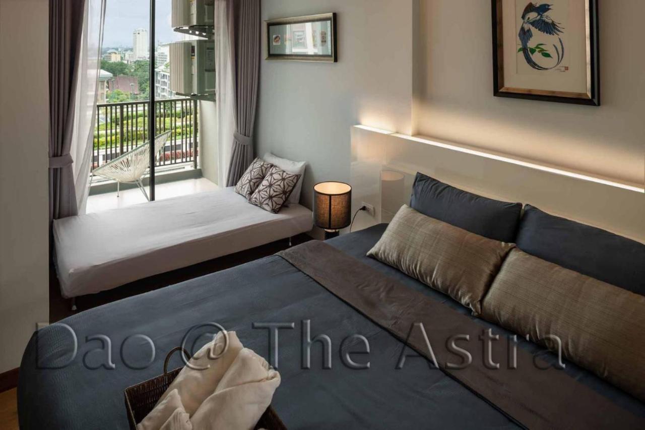 The Astra Chiang Mai Lägenhet Exteriör bild